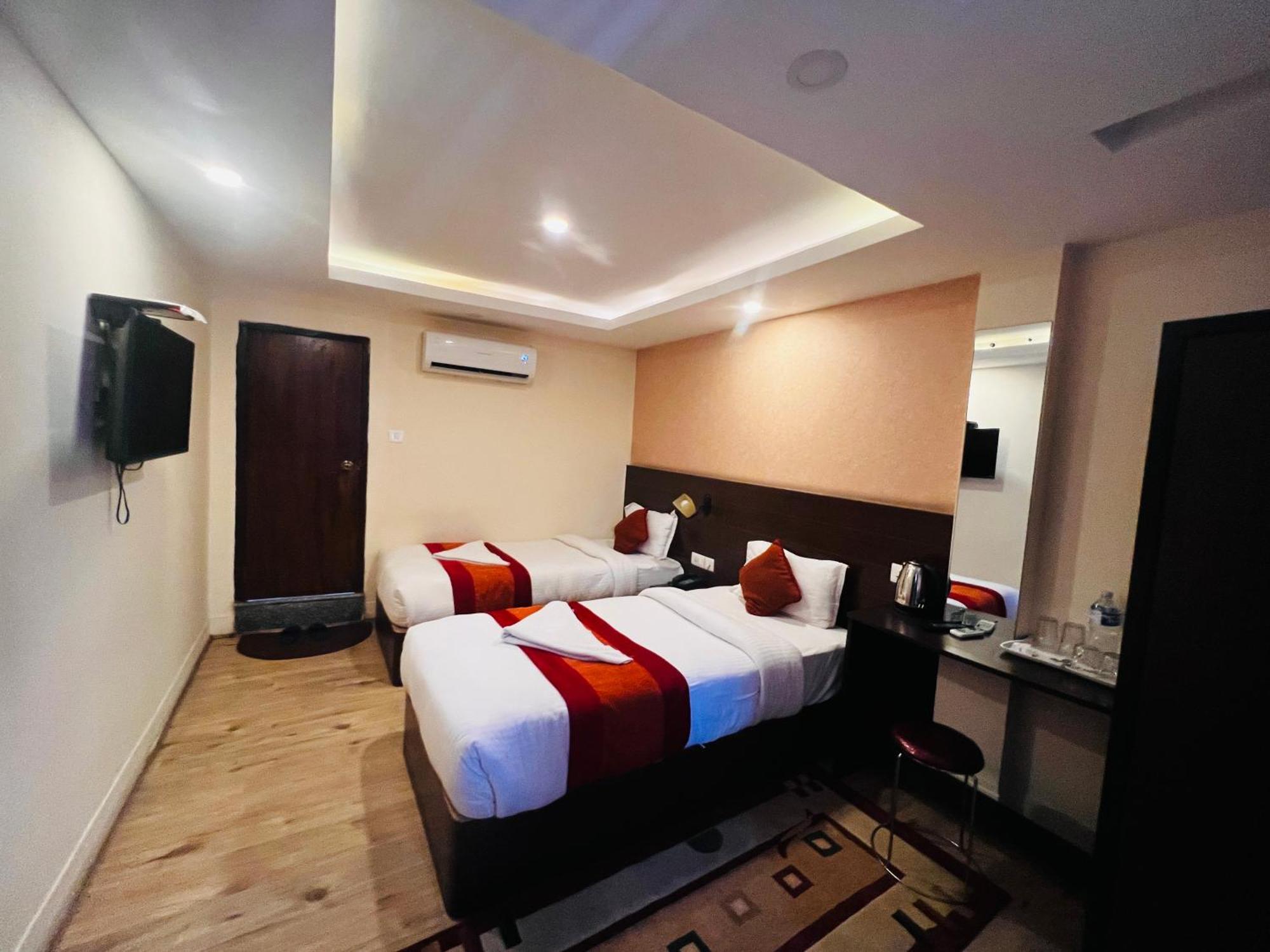 Hotel Sapana Garden Thamel Kathmandu Bagian luar foto