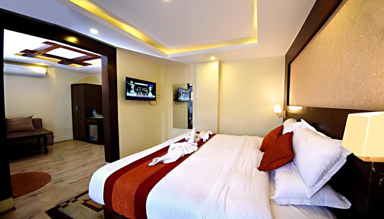 Hotel Sapana Garden Thamel Kathmandu Bagian luar foto
