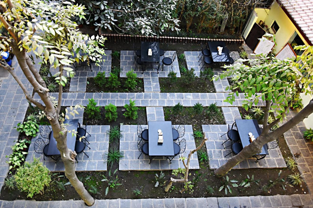 Hotel Sapana Garden Thamel Kathmandu Bagian luar foto